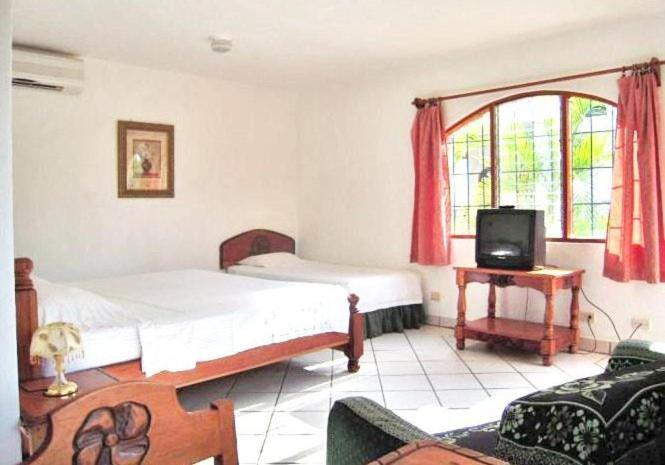 Hotel Flores (Adults Only) ตามารินโด ห้อง รูปภาพ