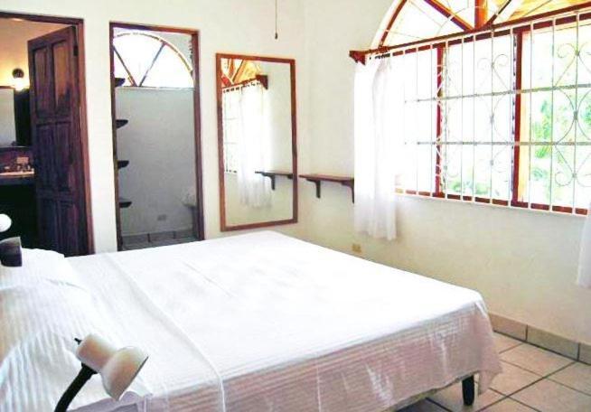 Hotel Flores (Adults Only) ตามารินโด ห้อง รูปภาพ